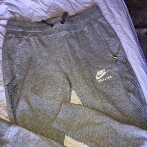 Nike joggers
